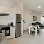 Horizon Gateway 1b, Paphos, Pool Apartamento *