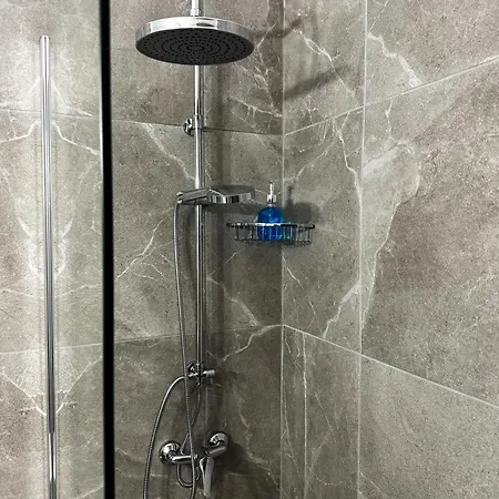 Horizon Gateway 1b, Paphos, Pool Appartement