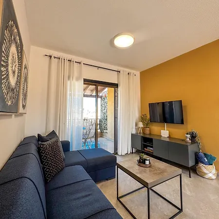 Horizon Gateway 1b, Paphos, Pool Apartament