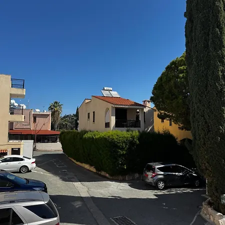 Horizon Gateway 1b, Paphos, Pool Apartamento