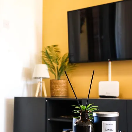 Horizon Gateway 1b, Paphos, Pool