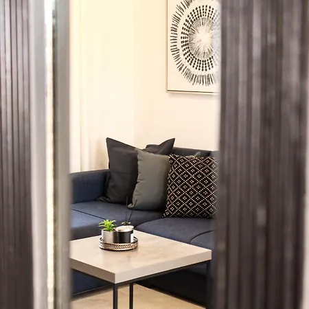 Horizon Gateway 1b, Paphos, Pool *