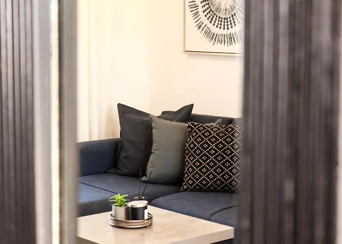 Horizon Gateway 1b, Paphos, Pool *