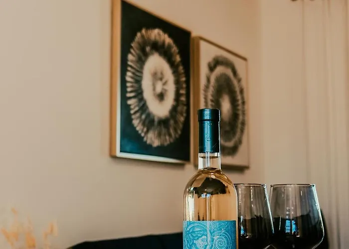 Horizon Gateway 1b, Paphos, Pool