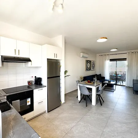 Horizon Gateway 1b, Paphos, Pool Appartamento *