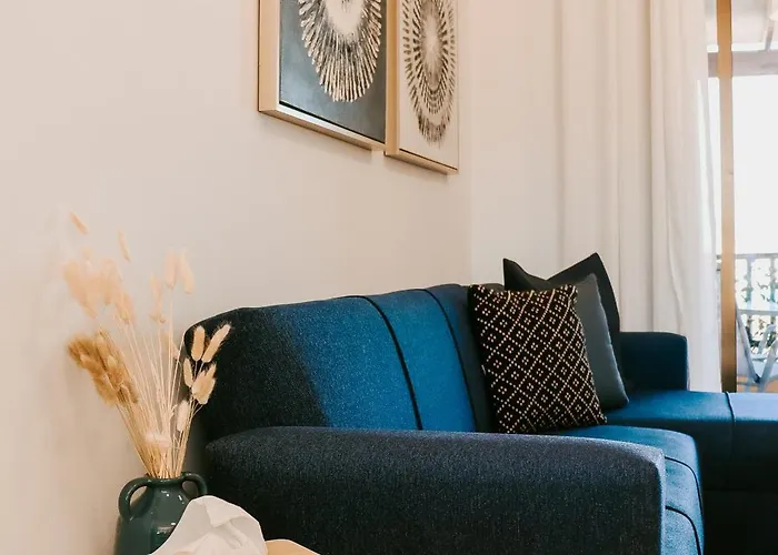 Horizon Gateway 1b, Paphos, Pool